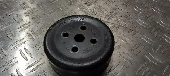 Ford Focus Water pump pulley 98mf8509ab