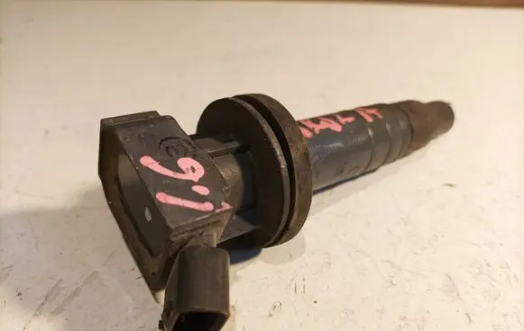 Toyota Corolla E120 E130 High voltage ignition coil 9008019019