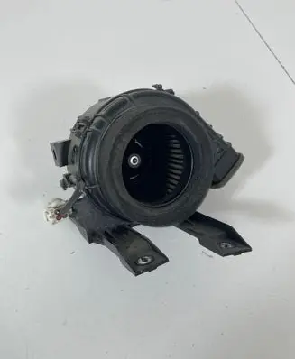 Toyota C-HR I Heater fan/blower G923047080 1808005592
