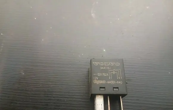 Volvo V70 Other relay 9441161 031752A A4001X40