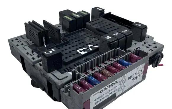 Volvo S60 Fuse box set 8645729 8676286 000001575979