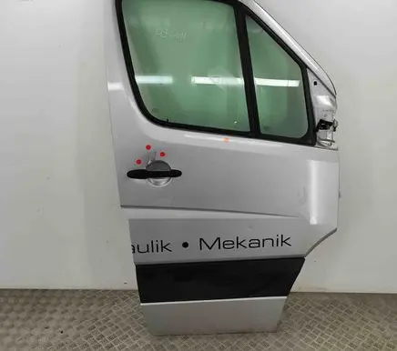Volkswagen Crafter Front door 2E0831052