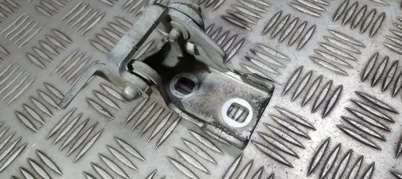 Opel Insignia A Rear door lower hinge es03a046574 a046574