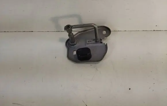 Skoda Octavia Mk2 (1Z) Engine bonnet/hood lock/latch loop/hook 565823185