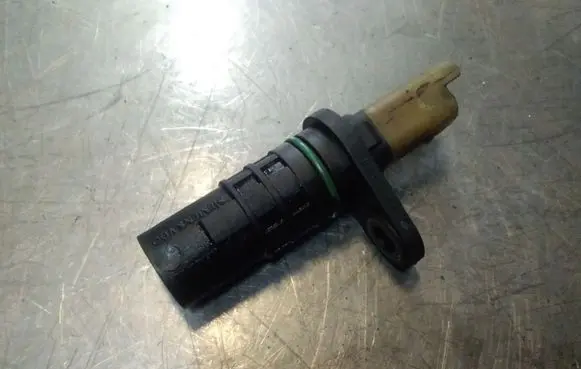 Renault Espace - Grand espace IV Crankshaft position sensor 8200668500