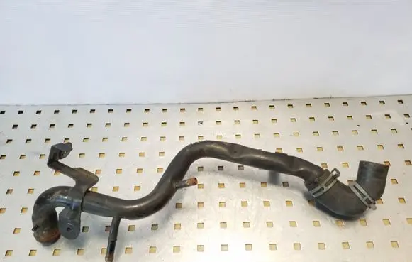 Audi A4 S4 B7 8E 8H Engine coolant pipe/hose