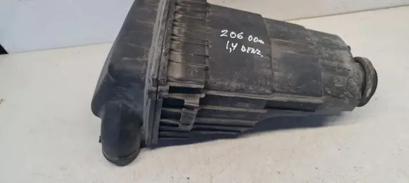 Peugeot 206 Air filter box 9634107180 9628427080 9634107080