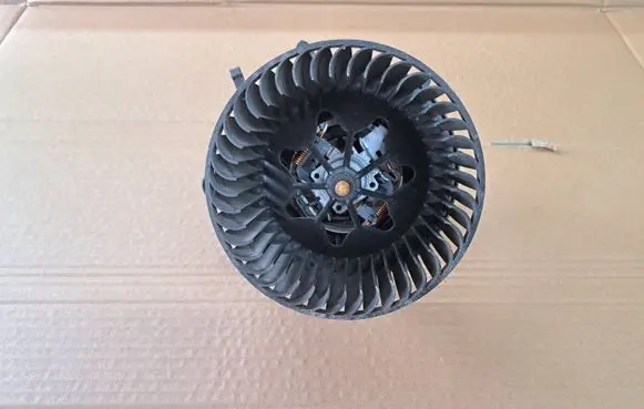 Mini One - Cooper Coupe R56 Heater fan/blower 990404M
