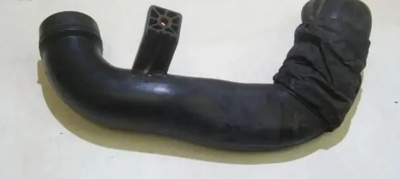 KIA Rio Air intake hose/pipe 82101g200 8210-1g200