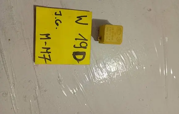 Mercedes-Benz C AMG W203 Other relay A0025421419 4RD93168002