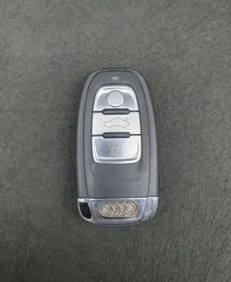 Audi A4 S4 B8 8K Ignition key/card 8T0959754D