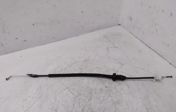 Volkswagen PASSAT B6 Front door cable line 