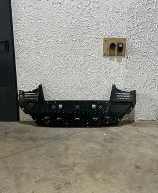 Front bumper skid plate/under tray
