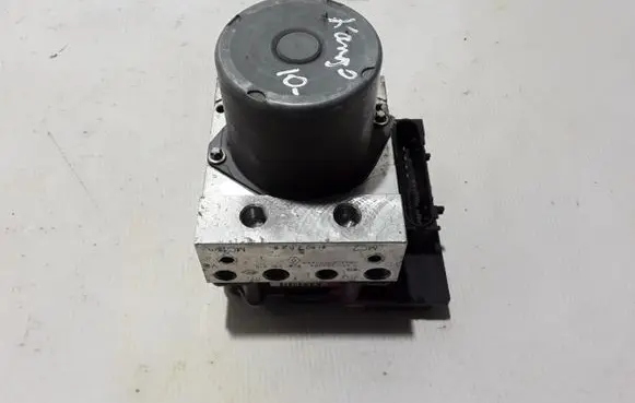 Renault Kangoo II ABS Pump 8201030375