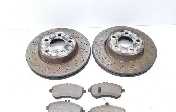 Mercedes-Benz C W204 Front brake disc