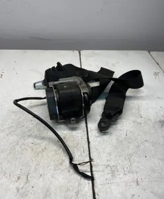 Mercedes-Benz Sprinter W906 Rear seatbelt A9068600285