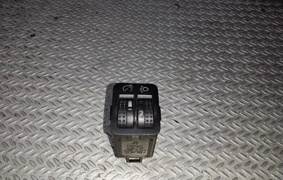 Volkswagen Golf IV Headlight level height control switch 1J0941333A