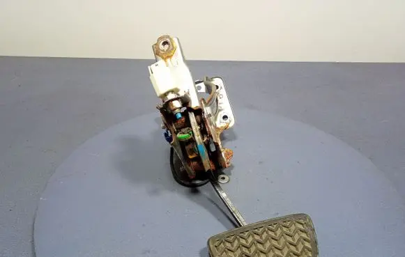 Lexus IS III XE30 Accelerator throttle pedal