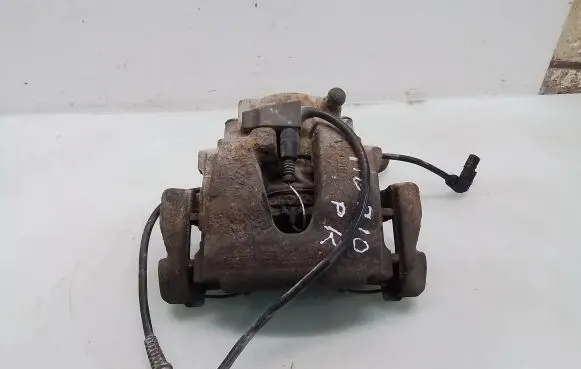 Mercedes-Benz E W210 Front brake caliper