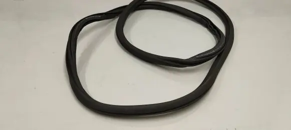 Audi A3 8Y Rear door rubber seal (on body) 8y4833721b