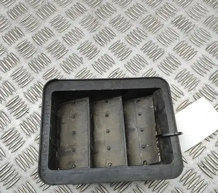 Mitsubishi Outlander Quarter panel pressure vent MR360284