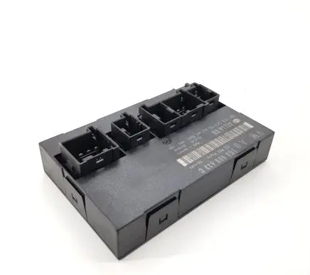 Skoda Fabia Mk2 (5J) Central body control module 1K0959433C 5DK00858315