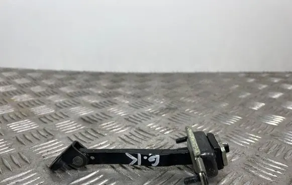 Hyundai Kona I Rear door check strap stopper