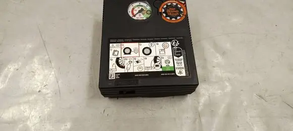 Mercedes-Benz EQA Tire air pump compressor A0005838505