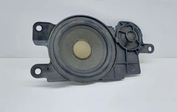 Volvo V50 Panel speaker 30679021 535021301 5350213