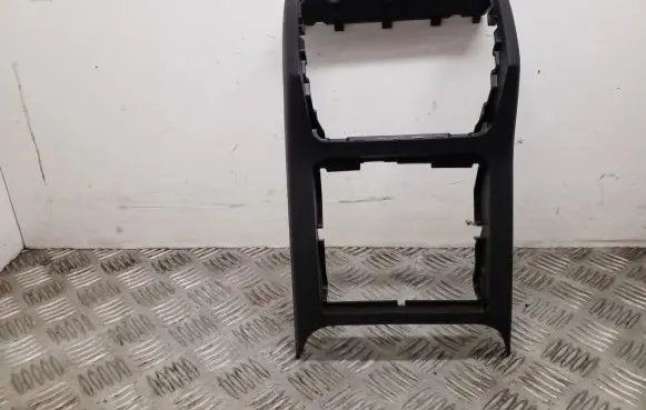 Skoda Superb B8 (3V) Other center console (tunnel) element 3V0857289
