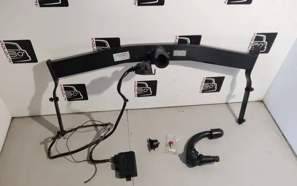 Volkswagen Touran II Tow bar set 1T0803881C 1K0907383F