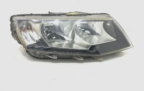 Skoda Octavia Mk3 (5E) Headlight/headlamp 5E1941016