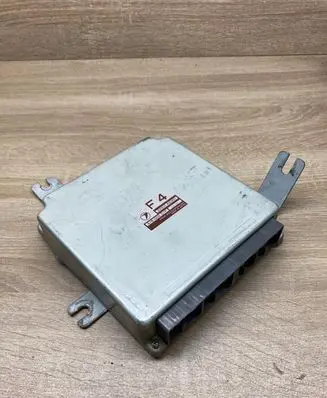 Subaru Forester SF Engine control unit/module ECU 22611AE901