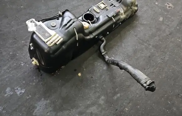 Renault Master III Fuel tank 8200947534 IMPRK1531276