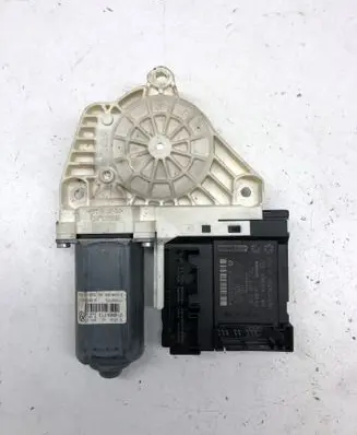 Volkswagen PASSAT CC Front door window regulator motor 1K0959792P 3C8837462J 1T0959702L