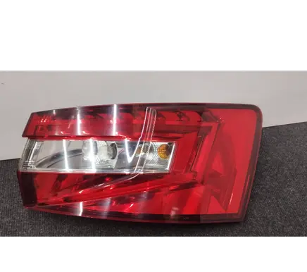 Skoda Superb B8 (3V) Rear/tail lights 00197720 6V9945206A 00187278