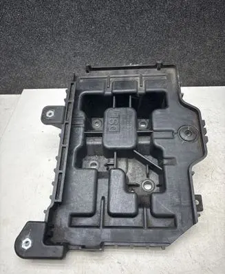 Battery tray