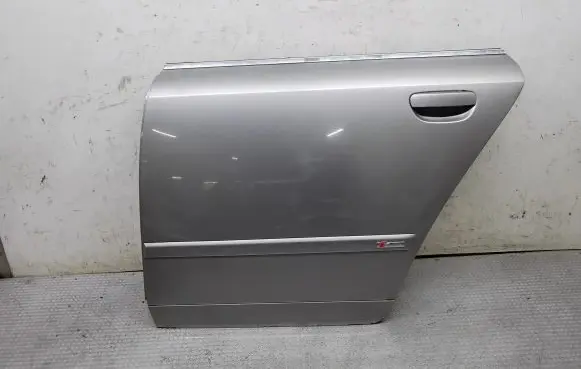 Audi A4 S4 B6 8E 8H Rear door