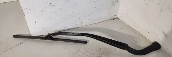 BMW 3 E90 E91 Front wiper blade arm