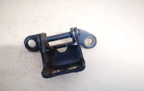 Honda Insight Rear door lower hinge