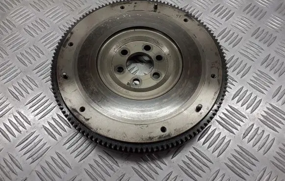 Seat Ibiza III (6L) Flywheel 03D105271