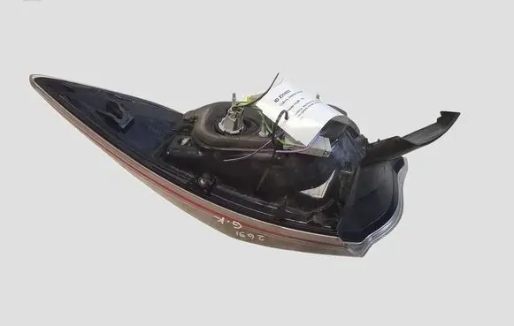 Mazda 3 II Rear/tail lights A051671