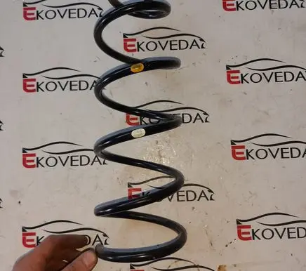 Mazda 3 III Rear coil spring