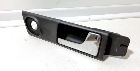 Rear door interior handle