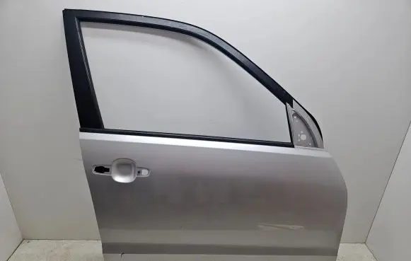 Suzuki Grand Vitara II Front door