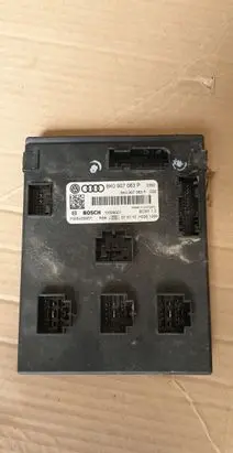 Audi A5 8T 8F Comfort/convenience module 8K0907063P