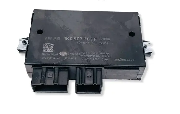 Volkswagen Tiguan Tow bar trailer control unit/module 1K0907383F