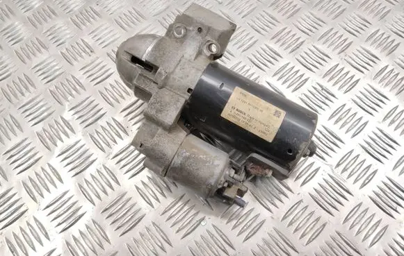 BMW 6 F12 F13 Starter motor 8515900 0001148020
