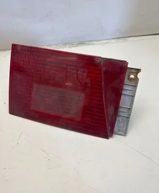 Tailgate rear/tail lights