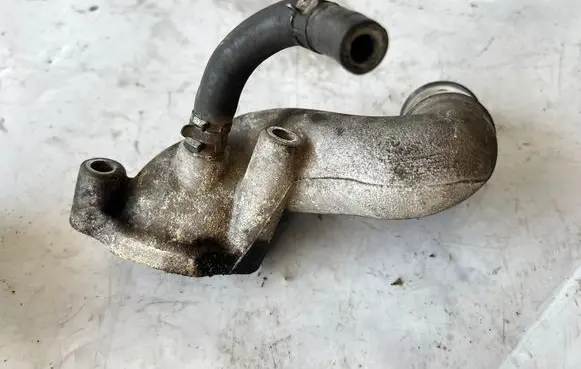 Toyota RAV 4 (XA20) Air intake hose/pipe